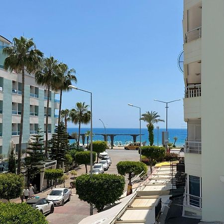 Sa Apartments! Beachfront Apartment With Sea View & Pool Alanya Esterno foto