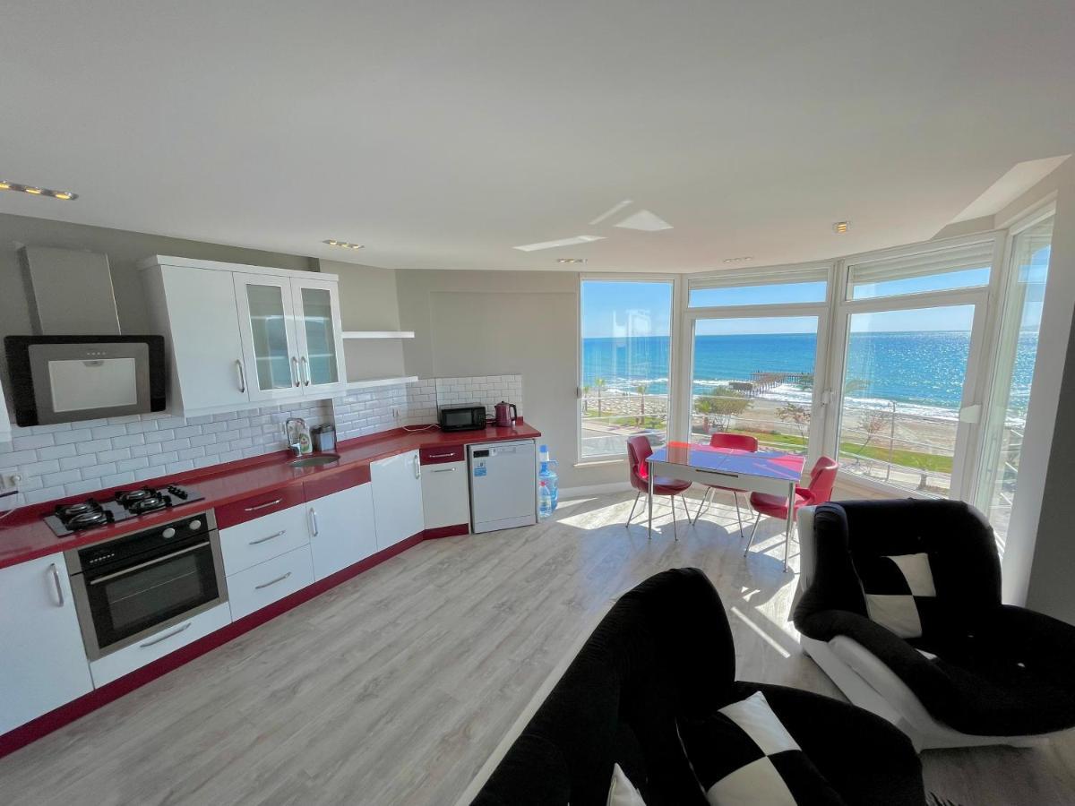 Sa Apartments! Beachfront Apartment With Sea View & Pool Alanya Esterno foto