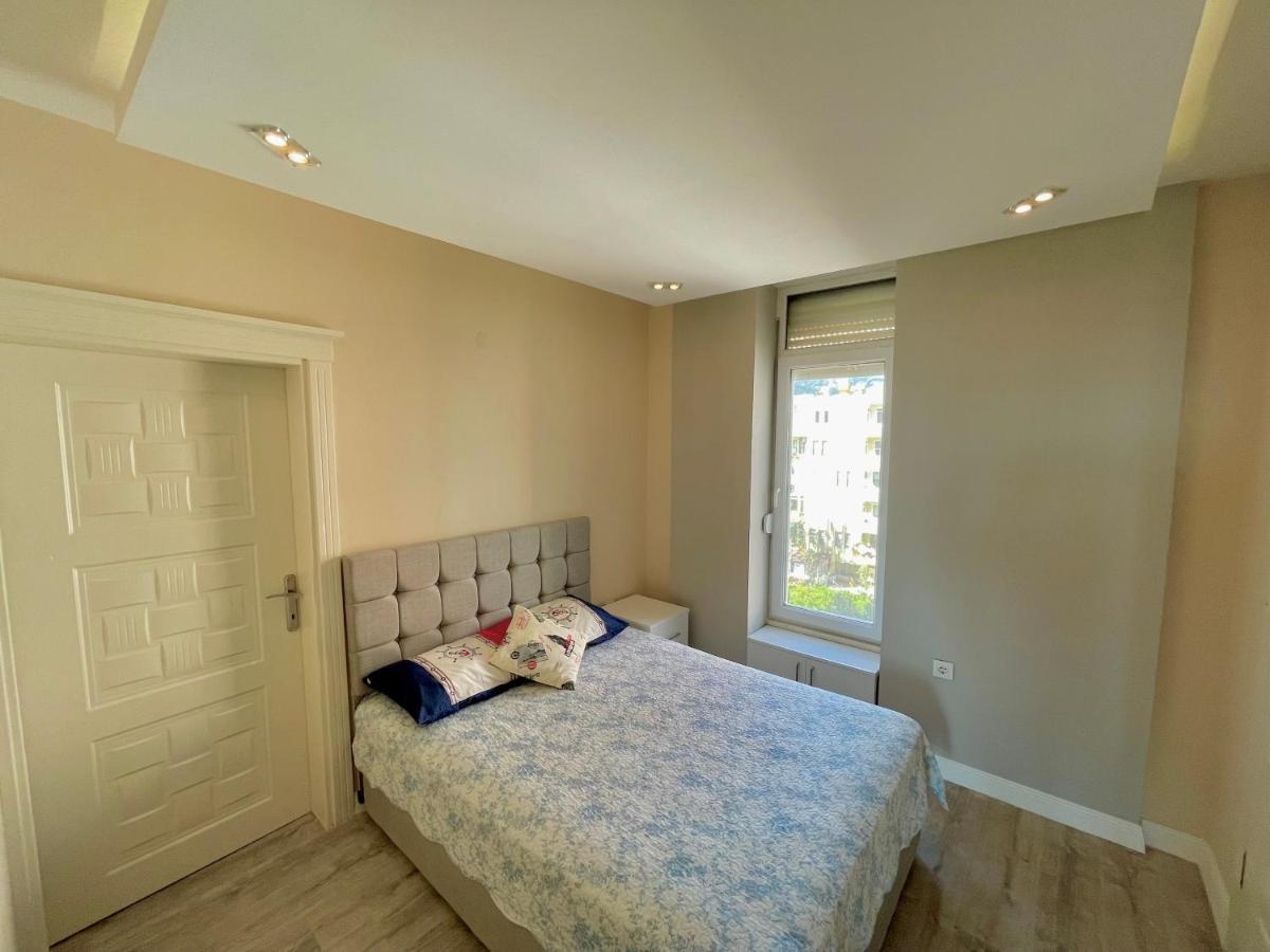 Sa Apartments! Beachfront Apartment With Sea View & Pool Alanya Esterno foto
