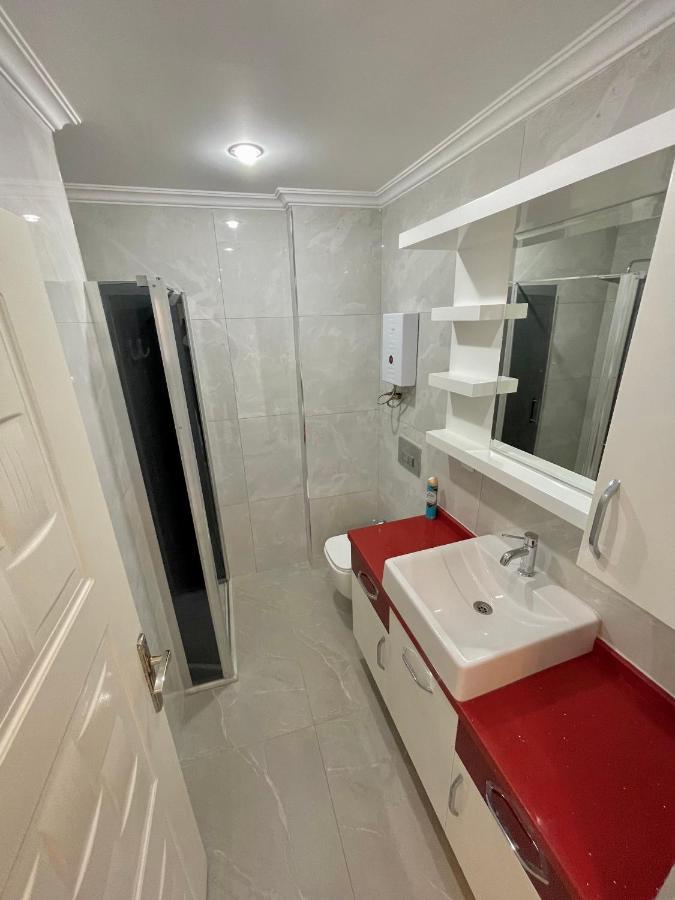 Sa Apartments! Beachfront Apartment With Sea View & Pool Alanya Esterno foto