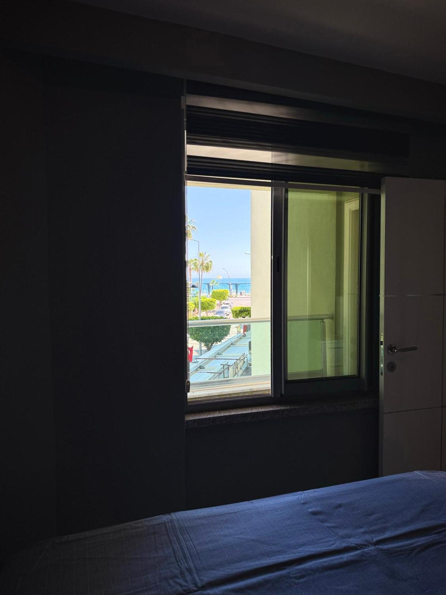 Sa Apartments! Beachfront Apartment With Sea View & Pool Alanya Esterno foto
