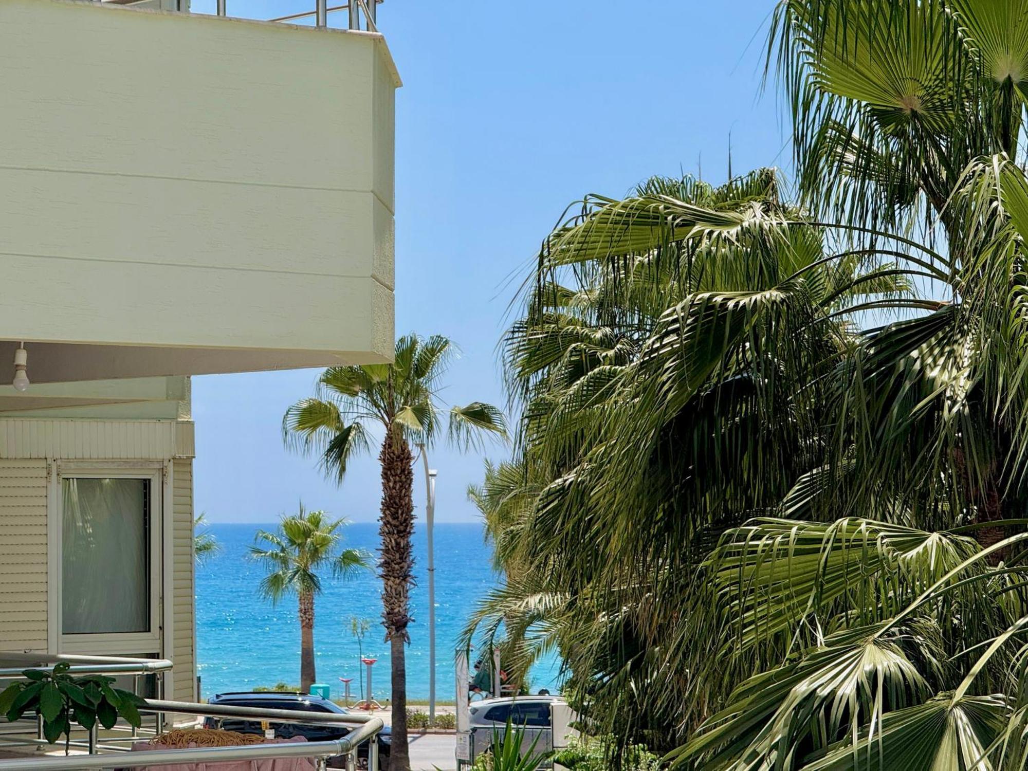 Sa Apartments! Beachfront Apartment With Sea View & Pool Alanya Esterno foto