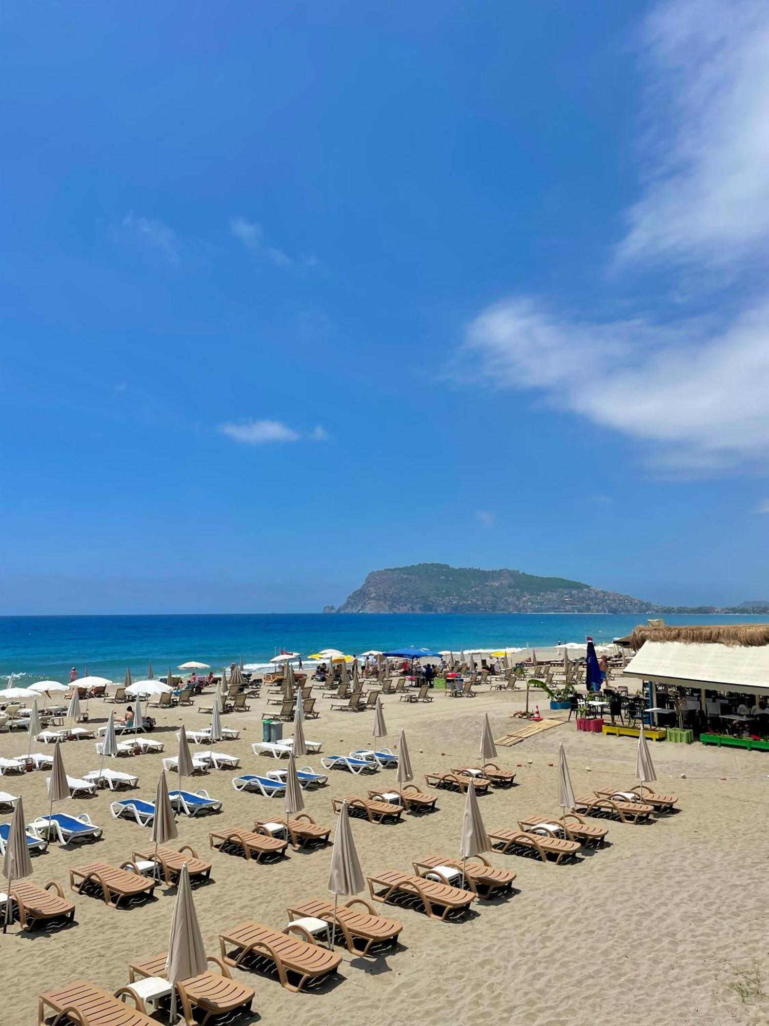 Sa Apartments! Beachfront Apartment With Sea View & Pool Alanya Esterno foto
