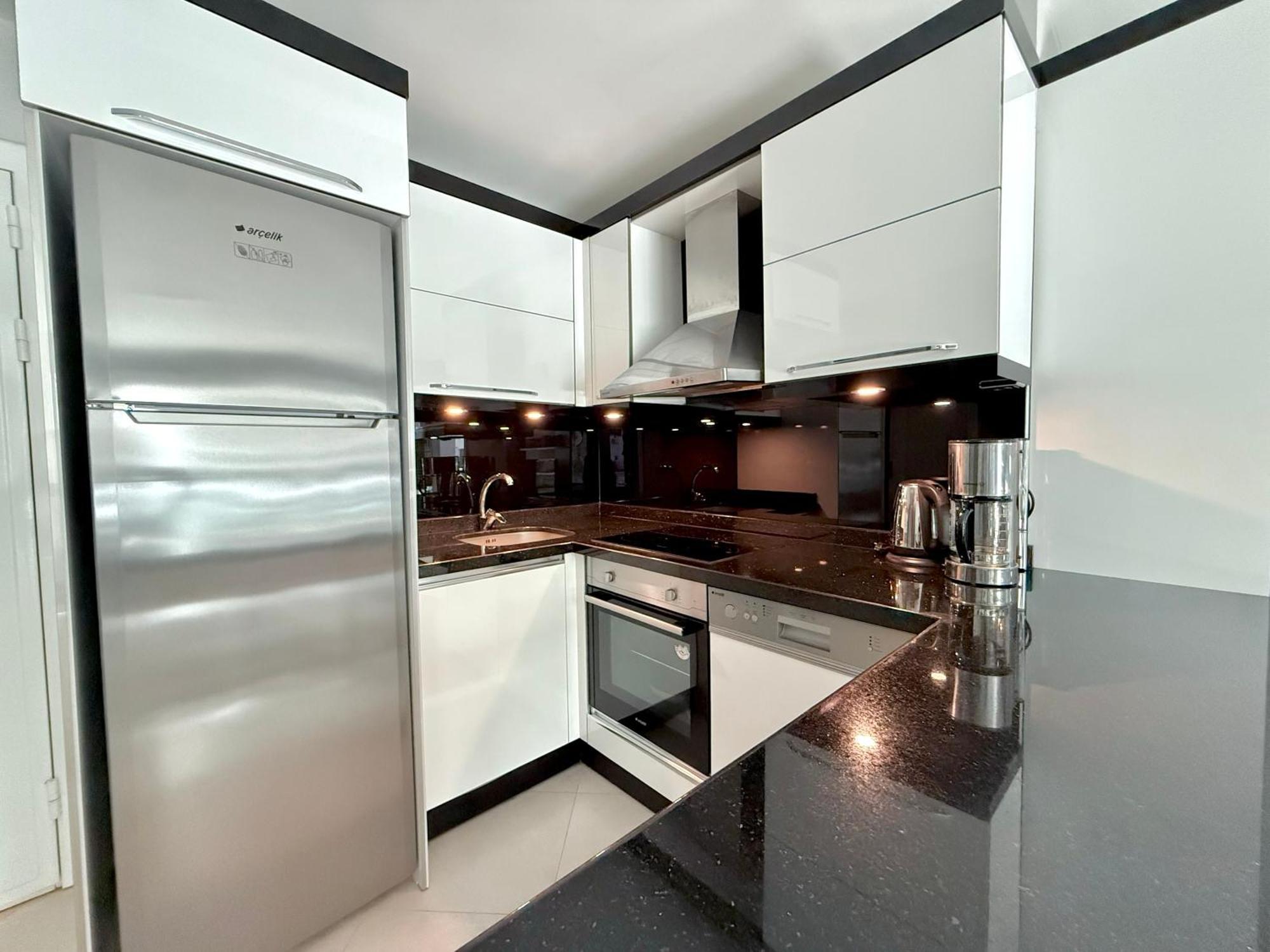 Sa Apartments! Beachfront Apartment With Sea View & Pool Alanya Esterno foto